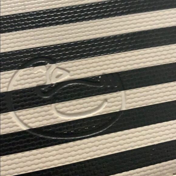 SASSY DUCK CROSSBODY BAG - Picture 13 of 14